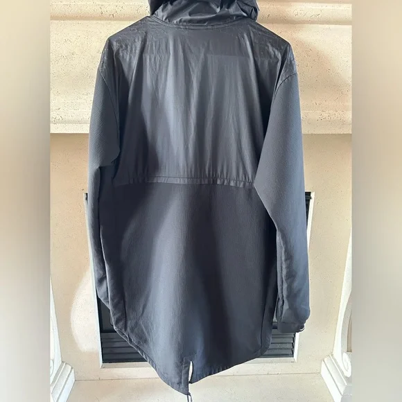 Puma Jacket - Picture 2 of 9